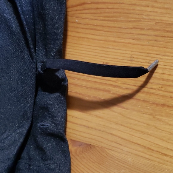 Women's Gray Wide Leg Capri Yoga Pants. - Picture 7 of 7